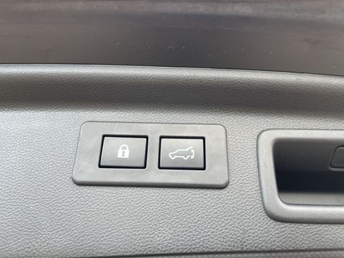 Used 2022 Subaru Forester Limited AWD/4WD image 26