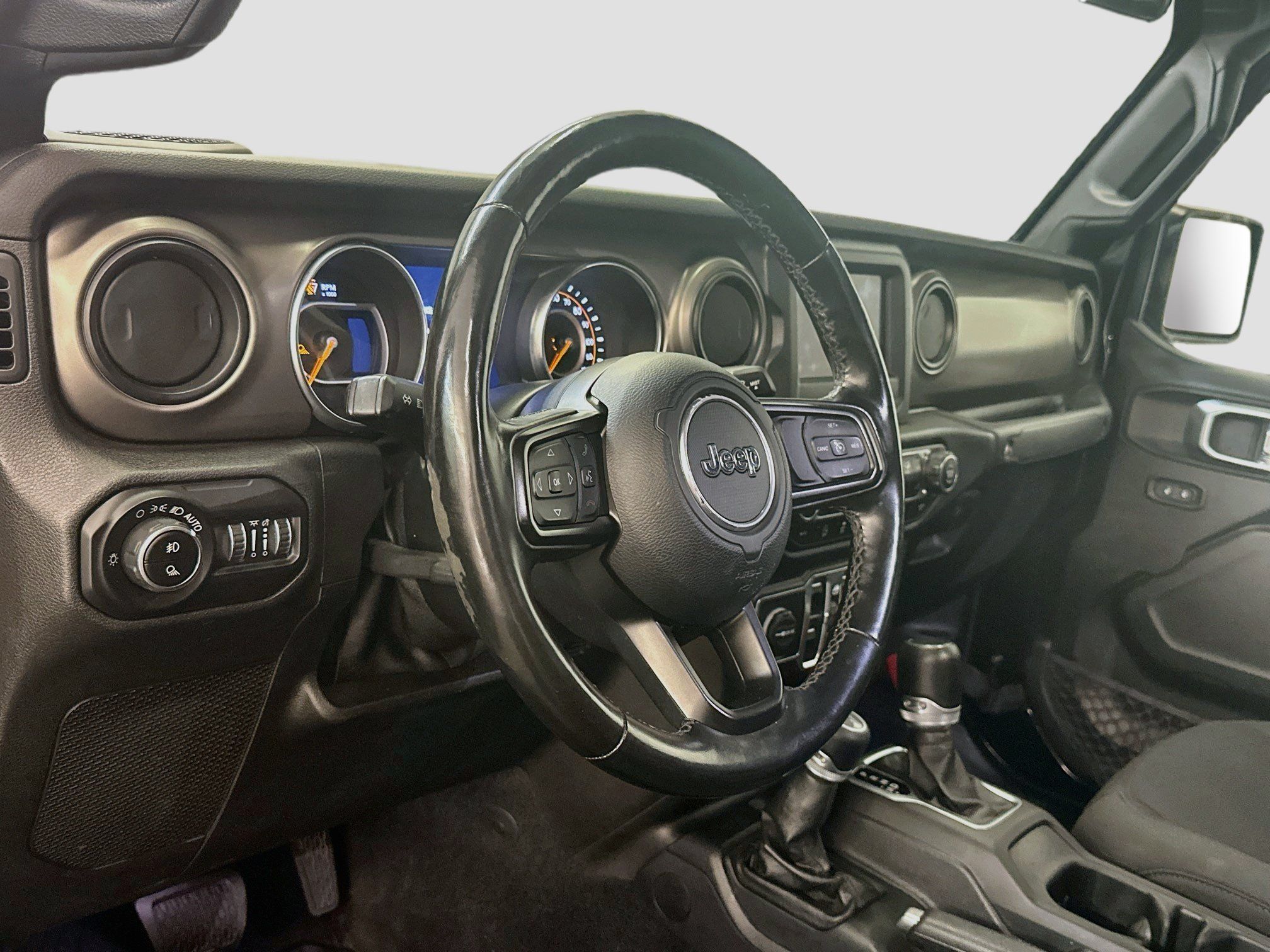 Used 2020 Jeep Gladiator Sport w/ Quick Order Package 24S AWD/4WD image 18
