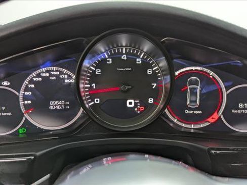 Used 2018 Porsche Panamera 4S image 26