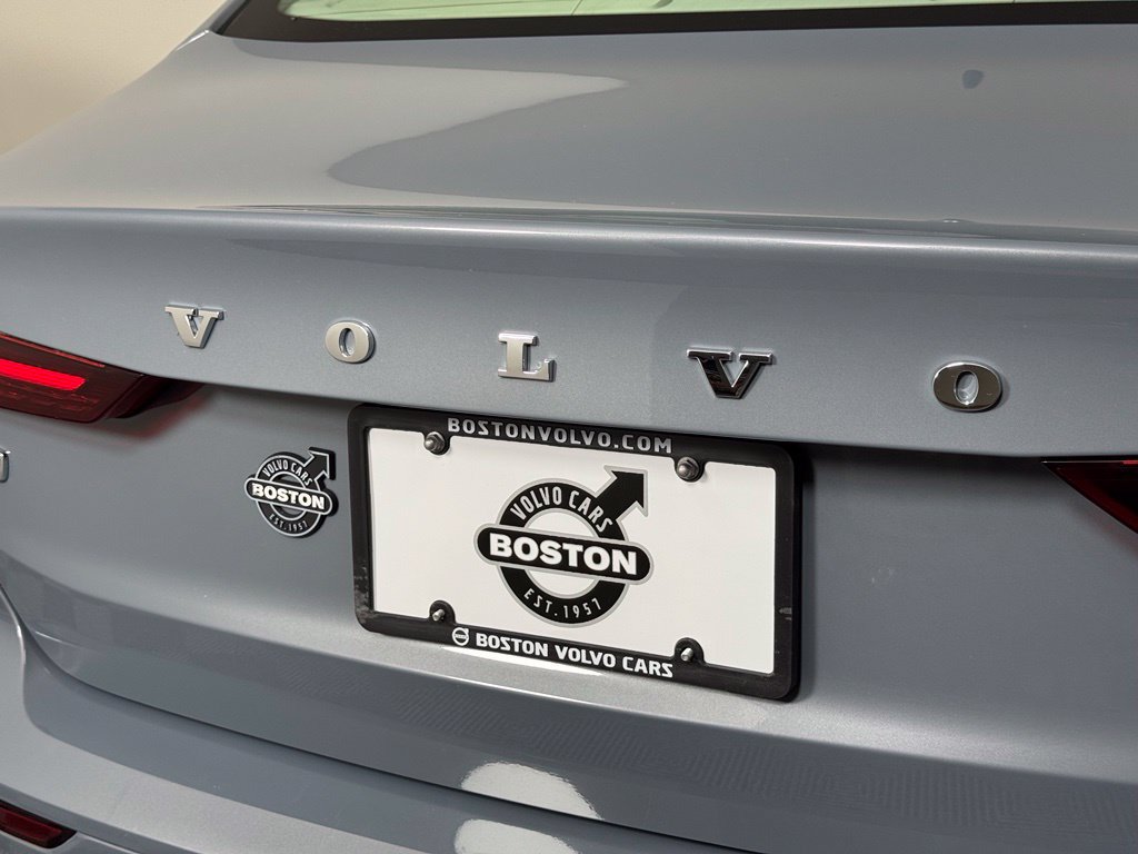 Certified 2024 Volvo S60 T8 Plus AWD/4WD image 9