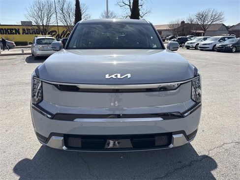 New 2026 Kia EV9 Land image 9