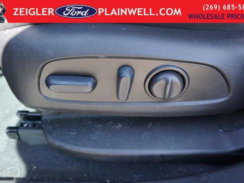 Used 2023 Chevrolet Blazer LT w/ Convenience Package FWD image 18