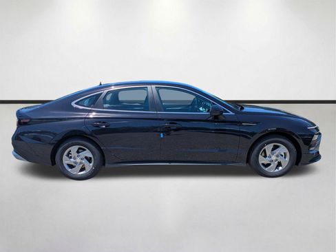 New 2026 Hyundai Sonata SE FWD image 4