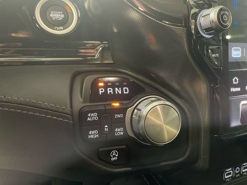 Used 2026 RAM 1500 Limited AWD/4WD image 21