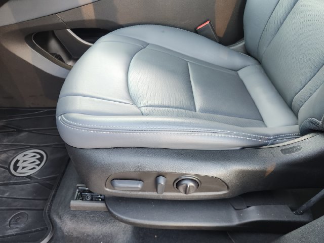 Used 2023 Buick Enclave Essence w/ Experience Buick Package FWD image 26