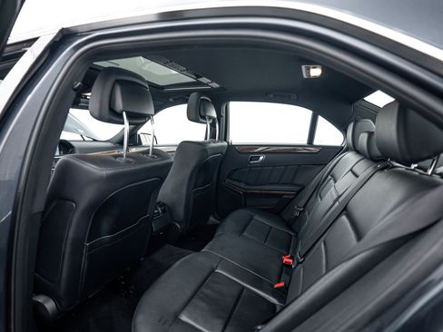 Used 2013 Mercedes-Benz E 350 4MATIC Sedan image 19