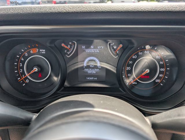 Used 2025 Jeep Wrangler Sport AWD/4WD image 20
