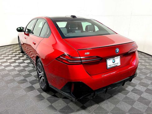 Used 2024 BMW i5 M60 w/ Premium Package image 5