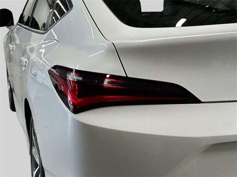 Certified 2023 Acura Integra Base image 11