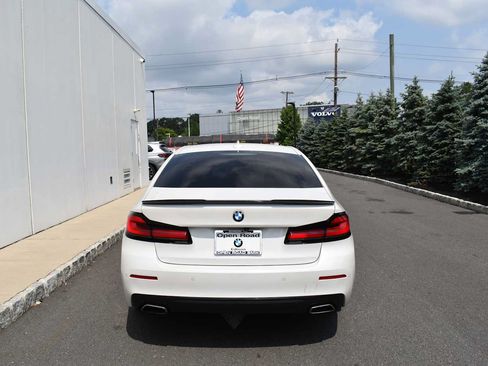 Used 2023 BMW 530i xDrive w/ Convenience Package AWD/4WD image 5