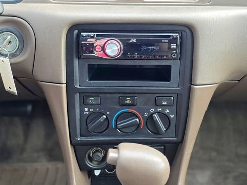 Used 2000 Toyota Camry LE FWD image 20