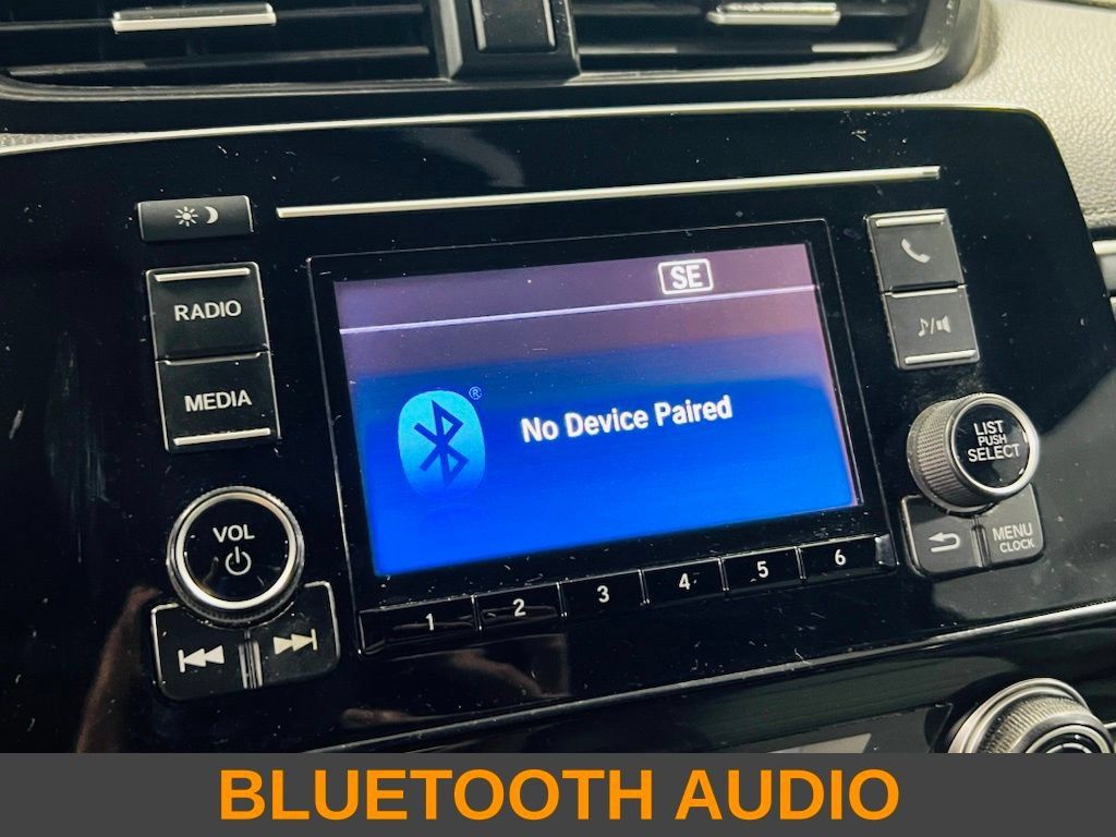 Used 2017 Honda CR-V LX image 5