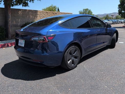 Used 2023 Tesla Model 3 Standard Range RWD image 8