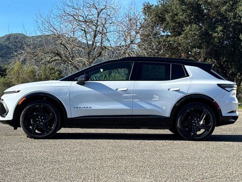 New 2026 Chevrolet Equinox EV RS image 7