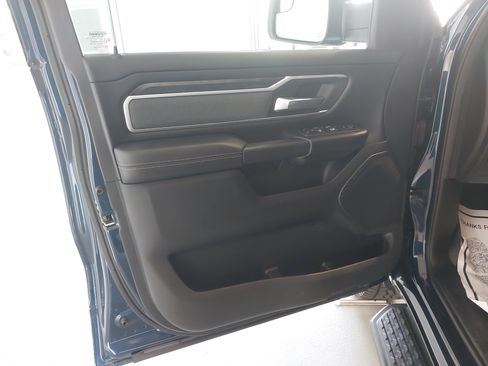 Used 2023 RAM 1500 Big Horn AWD/4WD image 24