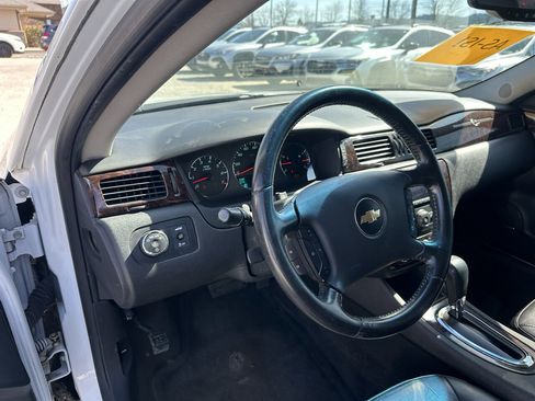 Used 2012 Chevrolet Impala LTZ image 21