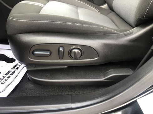 Used 2025 Chevrolet Blazer LT image 20