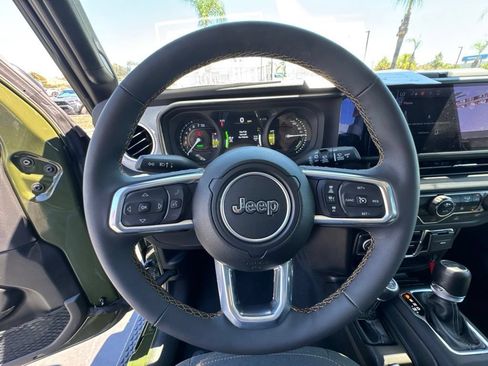 Used 2024 Jeep Wrangler Unlimited Sahara AWD/4WD image 25