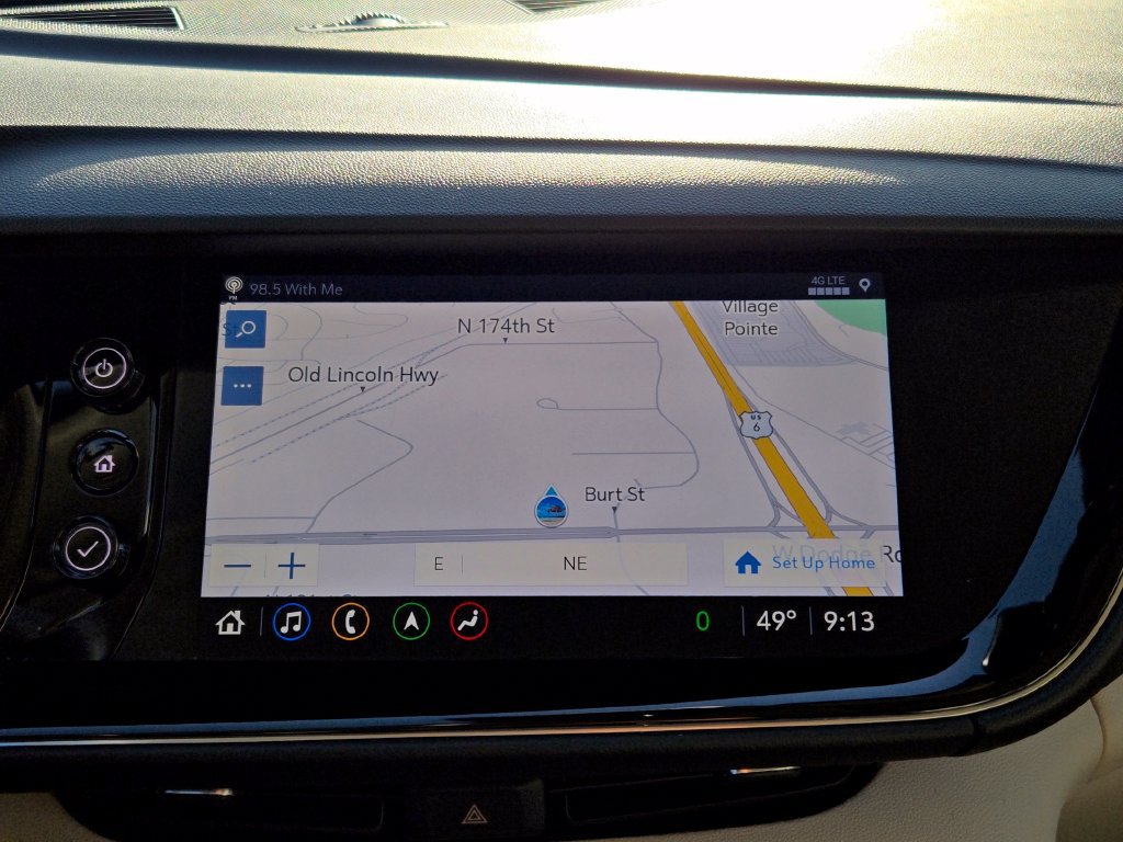 Used 2021 Buick Envision Avenir w/ Technology Package II FWD image 22