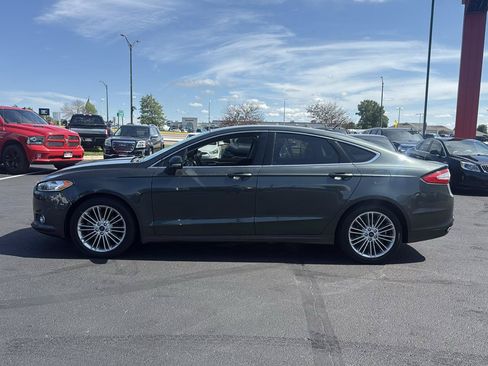 Used 2015 Ford Fusion SE w/ Equipment Group 202A AWD/4WD image 2