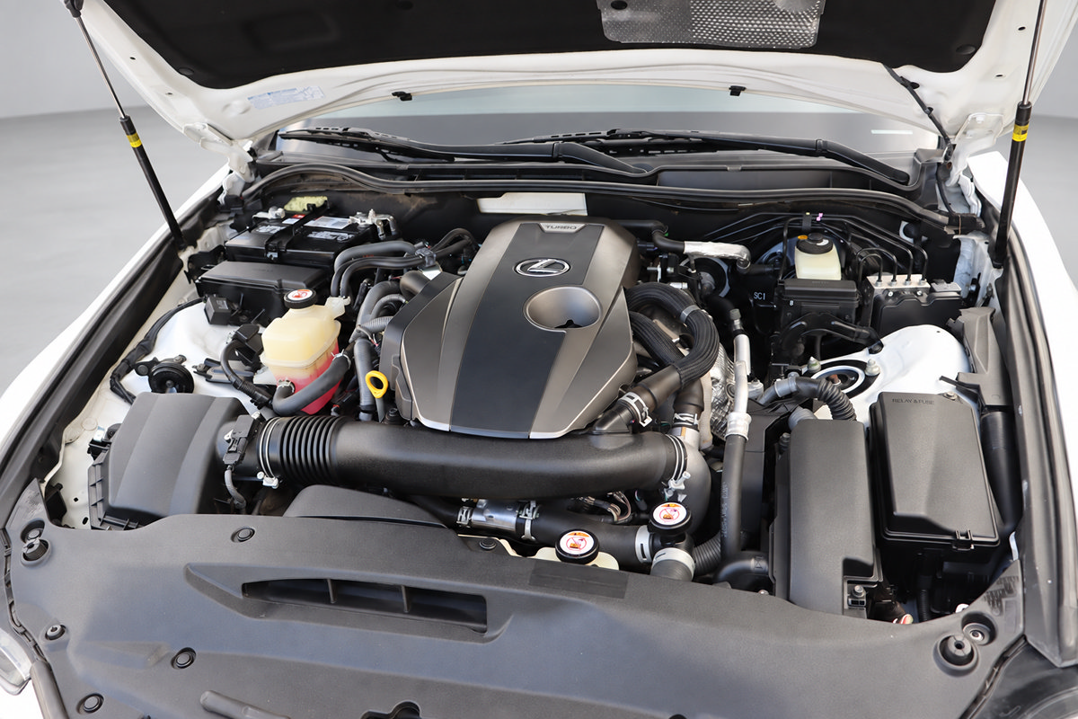 Used 2018 Lexus IS 300 F Sport RWD image 43