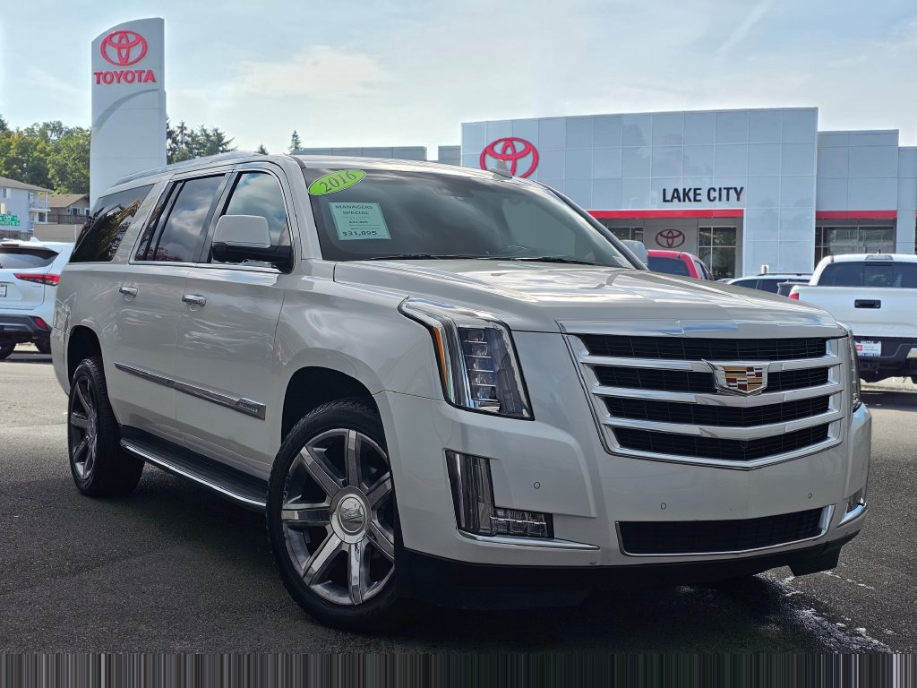 Used 2016 Cadillac Escalade ESV Luxury AWD/4WD image 1