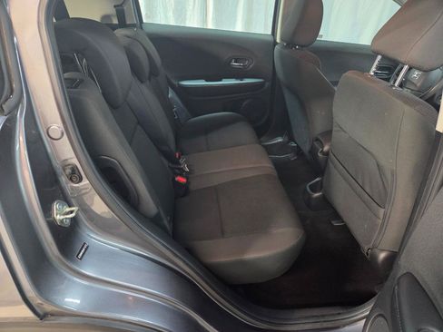 Used 2020 Honda HR-V LX image 17