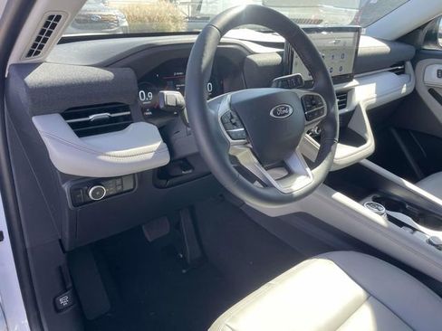 New 2026 Ford Explorer Active w/ Active Comfort Package image 15