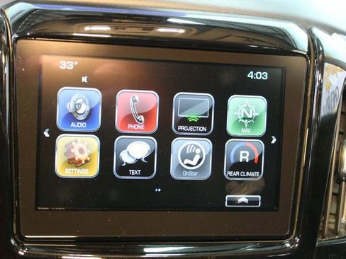 Used 2019 Chevrolet Traverse LT image 27