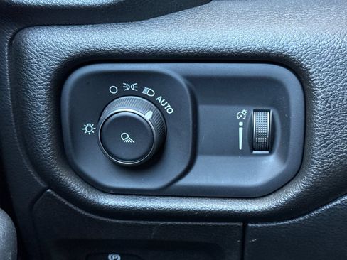 Used 2022 RAM 1500 Tradesman RWD image 29