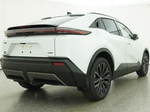 New 2026 Toyota C-HR AWD/4WD image 8