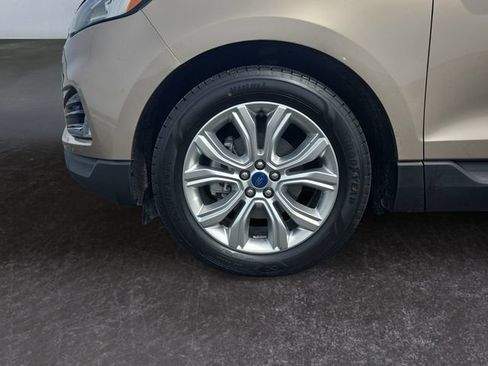 Used 2020 Ford Edge Titanium FWD image 14