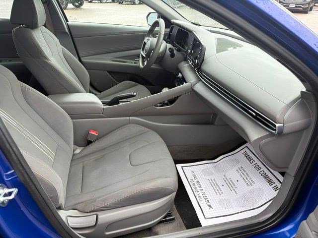 Used 2025 Hyundai Elantra Sport FWD image 20