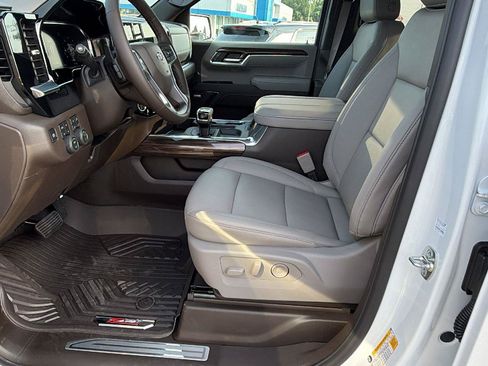 New 2026 Chevrolet Silverado 1500 LT Trail Boss w/ LT Trail Boss Premium Package AWD/4WD image 17