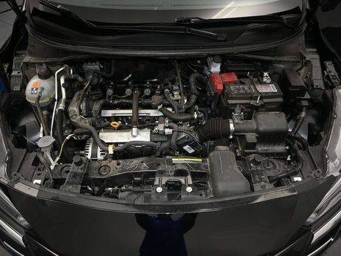 Used 2025 Nissan Versa SV FWD image 16