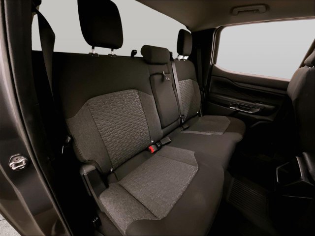 Used 2025 Ford Ranger XLT w/ Black Appearance Package AWD/4WD image 26