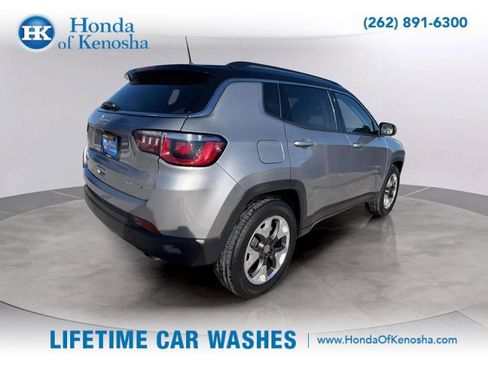 Used 2018 Jeep Compass Limited image 7