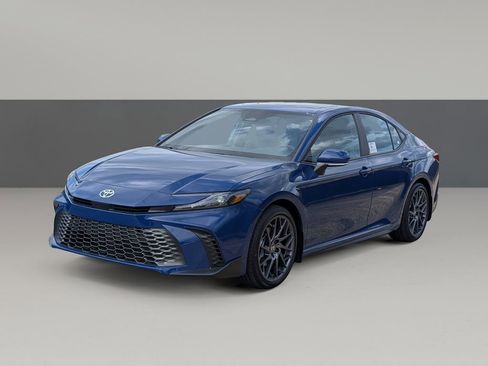 New 2026 Toyota Camry SE image 3