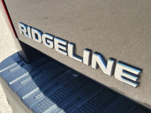 Used 2022 Honda Ridgeline RTL-E image 9
