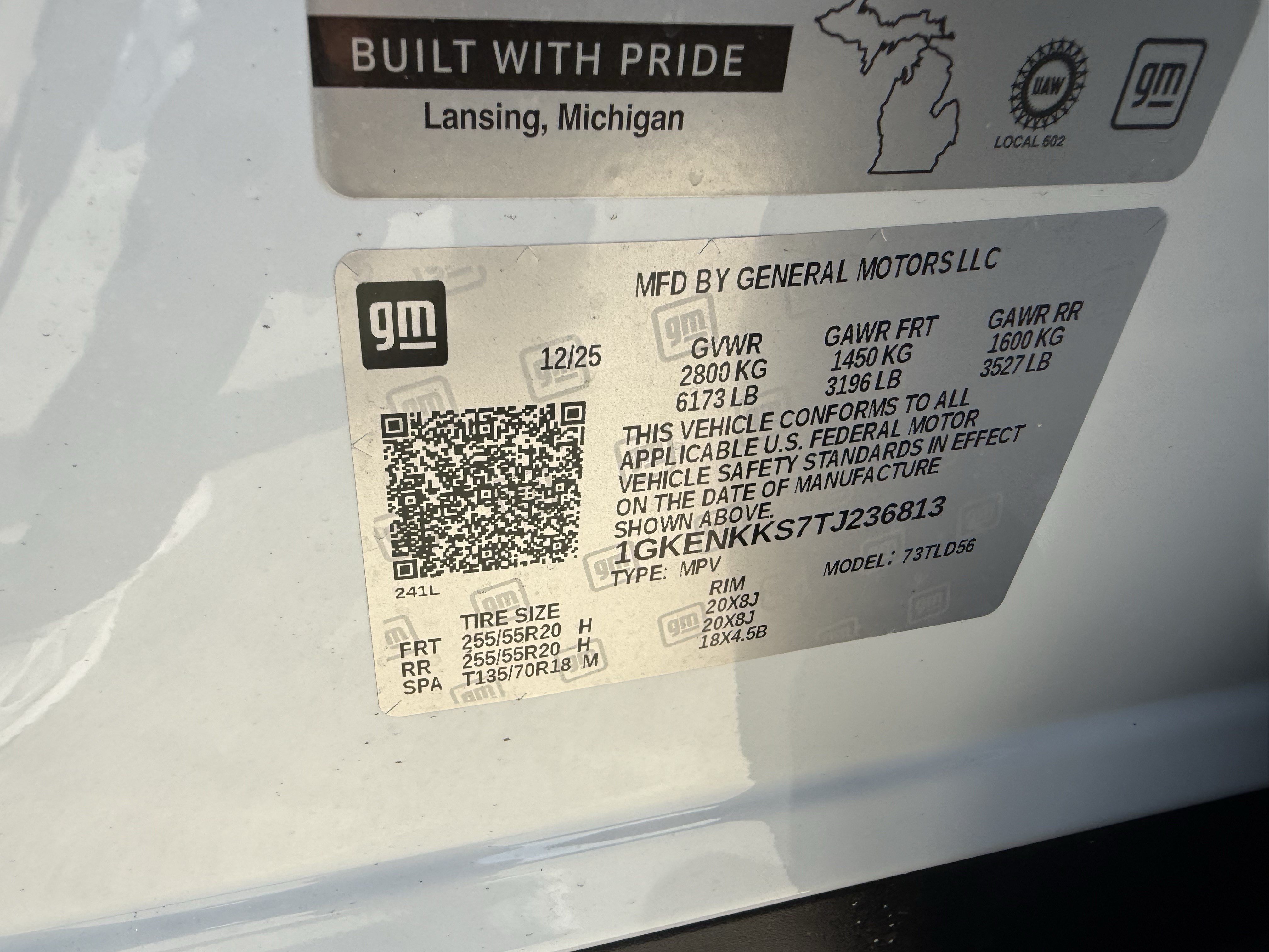 New 2026 GMC Acadia Elevation w/ Elevation Premium Package FWD image 24