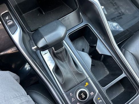 Used 2024 Kia Sorento S image 20