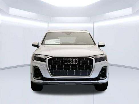 Used 2025 Audi Q7 3.0T Premium Plus w/ Premium Plus Package AWD/4WD image 8