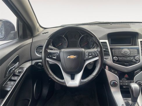 Used 2014 Chevrolet Cruze LT w/ All-Star Edition image 12