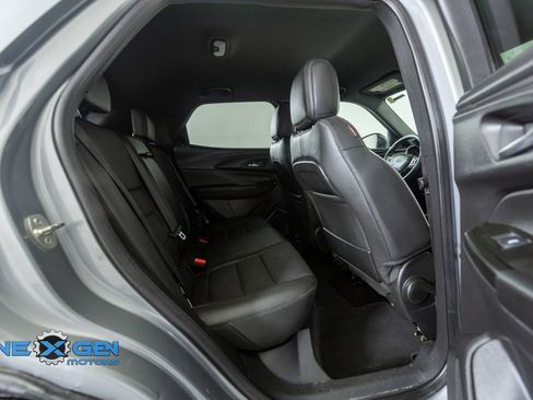Used 2023 Chevrolet TrailBlazer RS FWD image 34