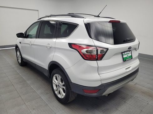 Used 2018 Ford Escape SE image 5