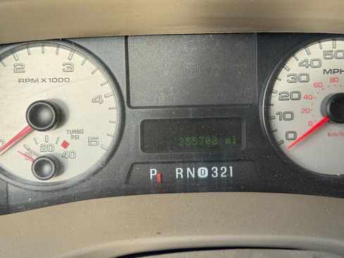 Used 2005 Ford F350 Lariat image 10