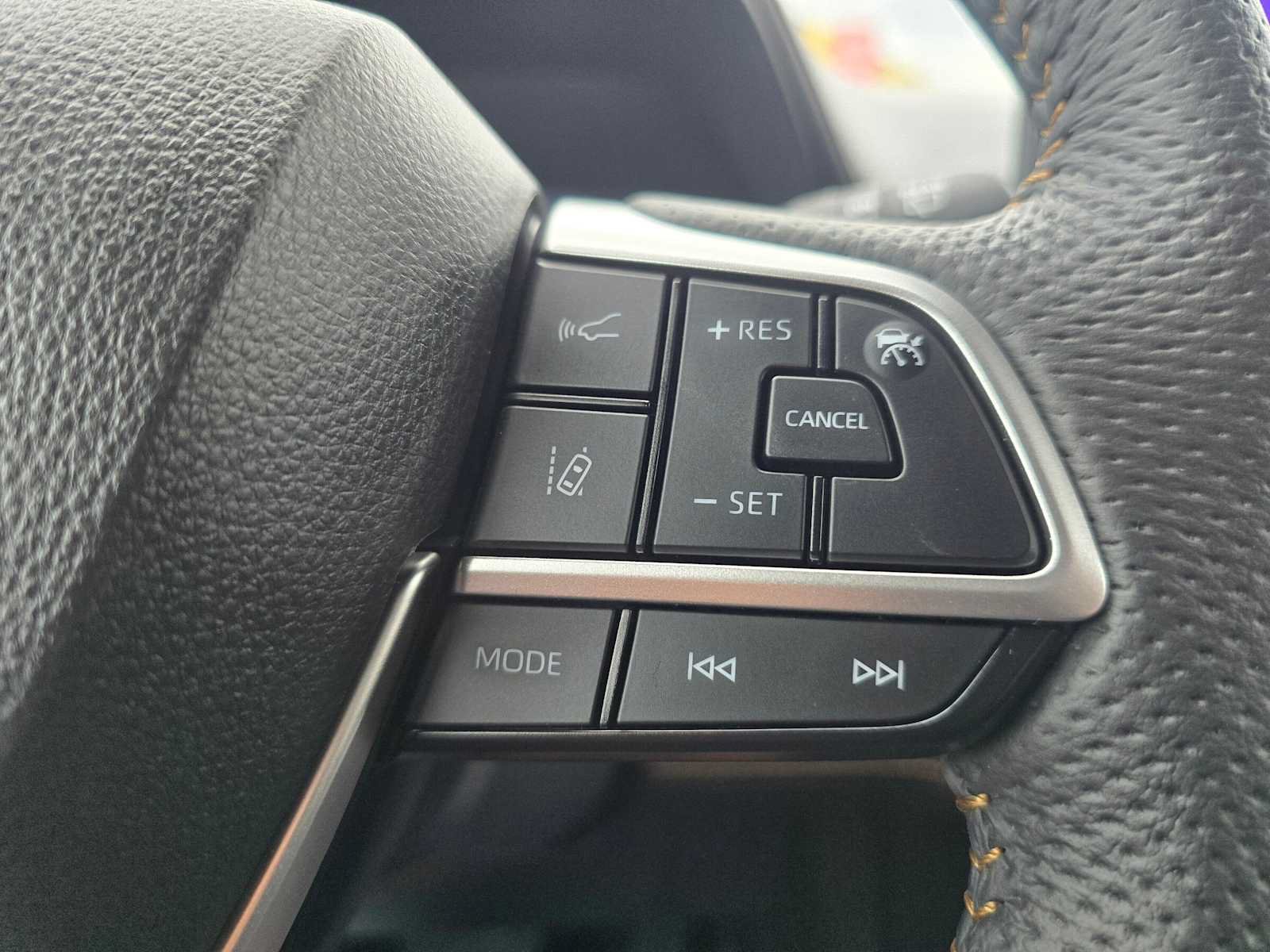 New 2026 Toyota Sienna XLE Woodland Edition AWD/4WD image 33