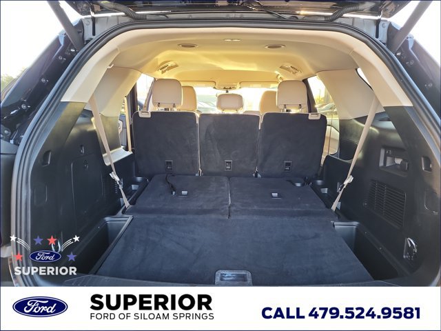 Used 2024 Ford Explorer XLT w/ Equipment Group 202A AWD/4WD image 11