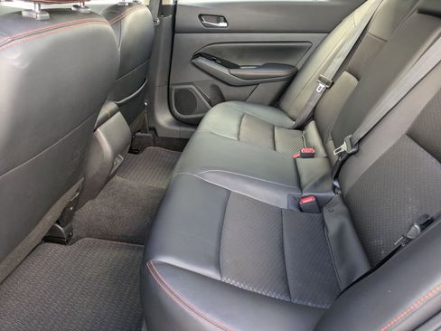 Used 2025 Nissan Altima 2.5 SR image 27