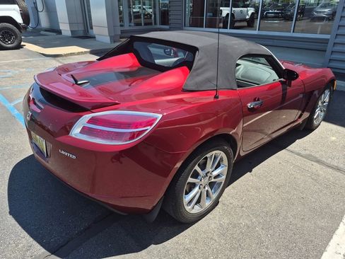 Used 2009 Saturn Sky Ruby Red RWD image 3